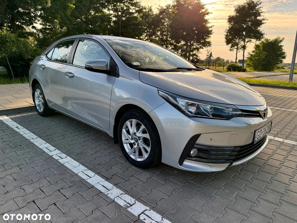 Toyota Corolla 1.6 Premium EU6 - 8