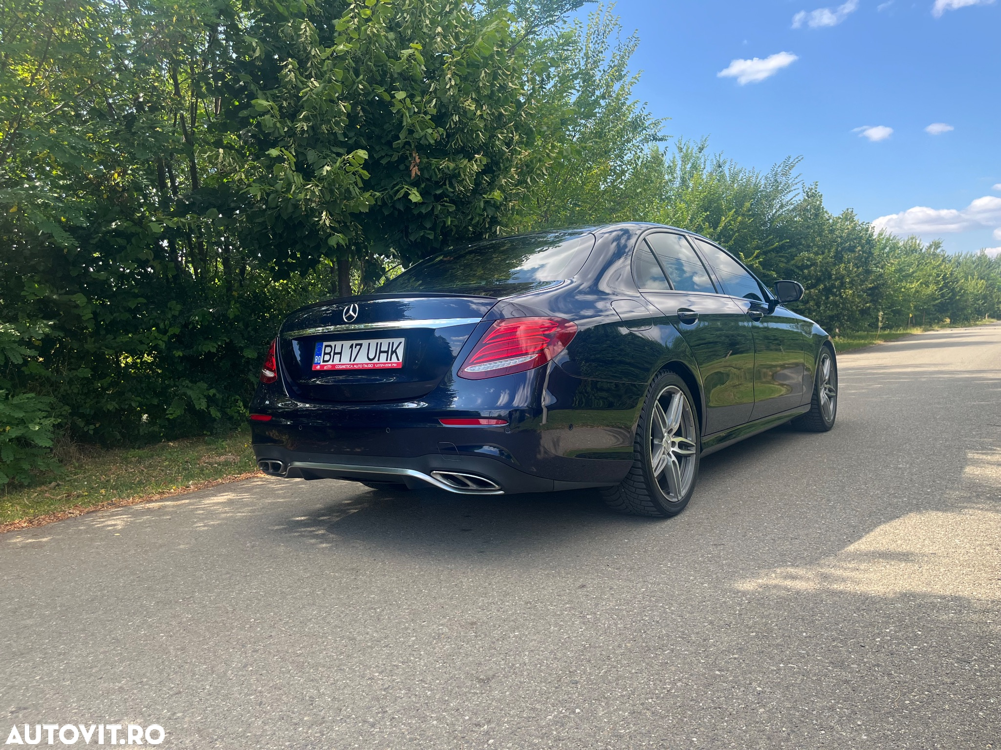 Mercedes-Benz E 43 AMG 4Matic 9G-TRONIC - 23
