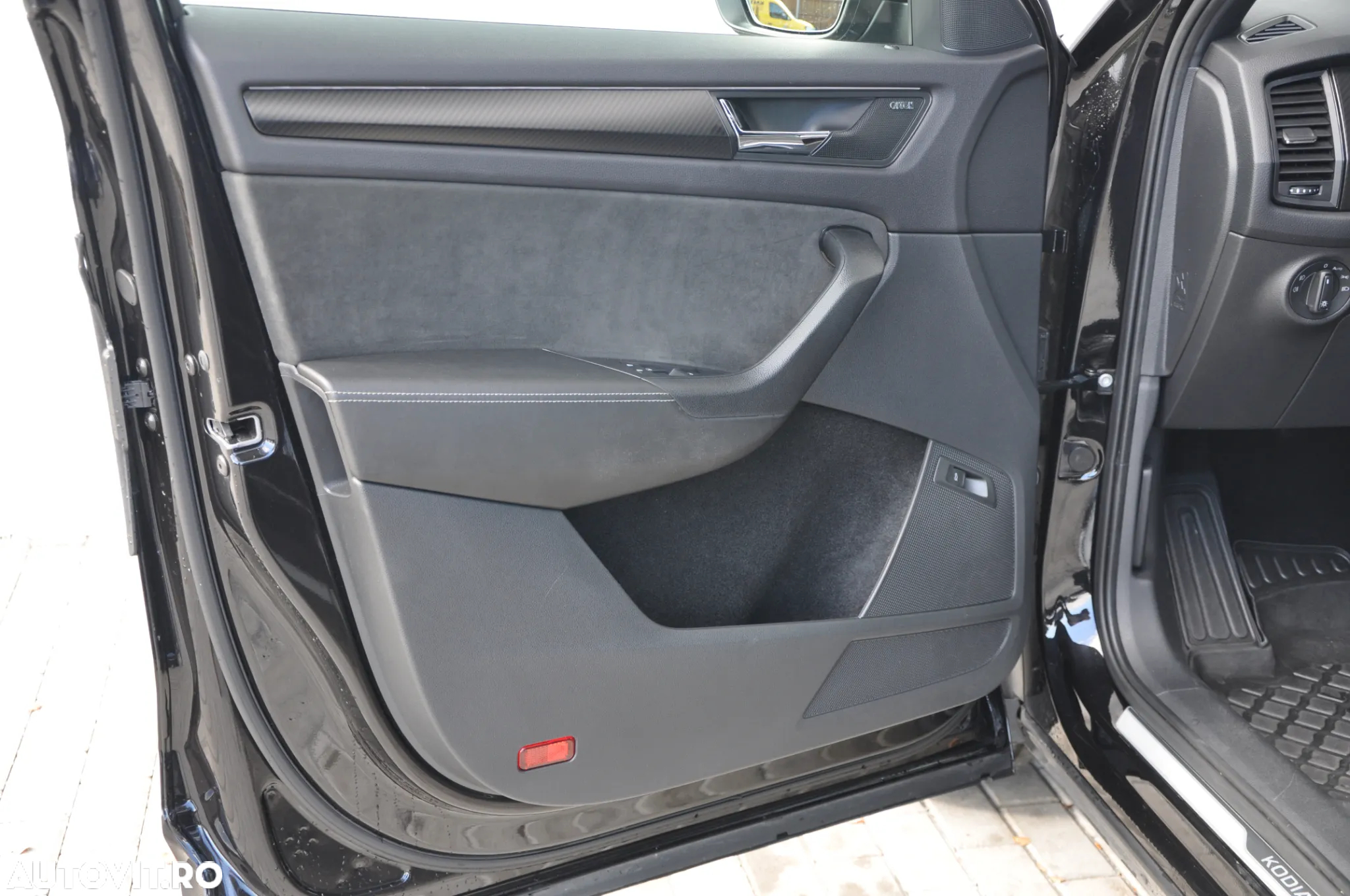 Skoda Kodiaq 2.0 TDI 4X4 DSG Sportline - 11