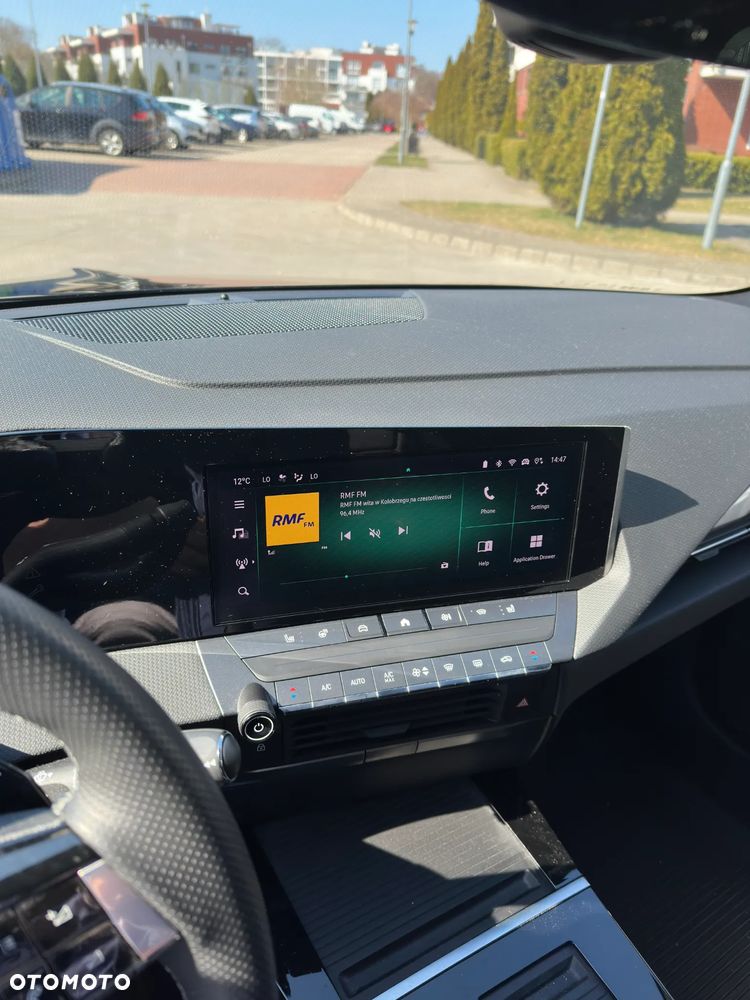 Opel Astra 1.2 T Ultimate S&S - 18