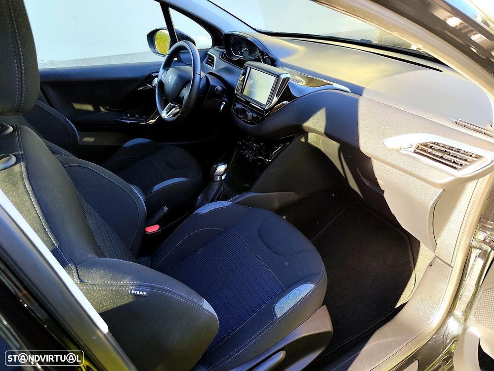 Peugeot 208 1.4 HDi Allure - 10