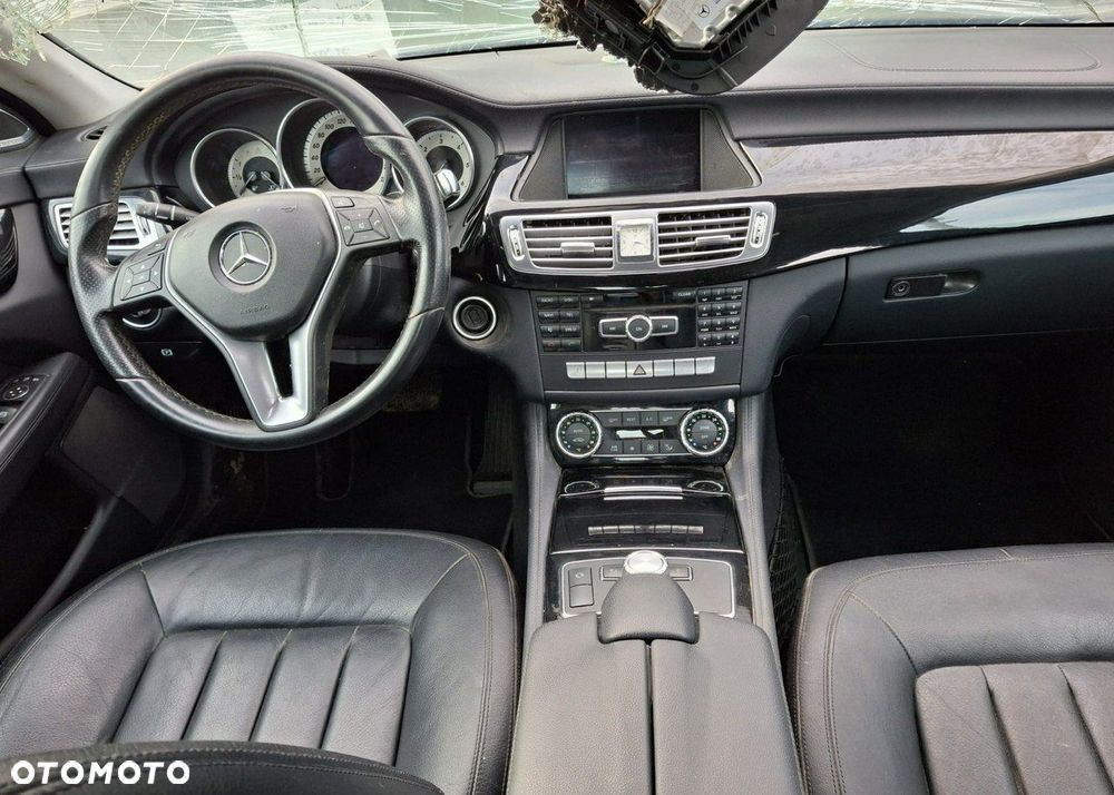 Mercedes-Benz CLS - 23