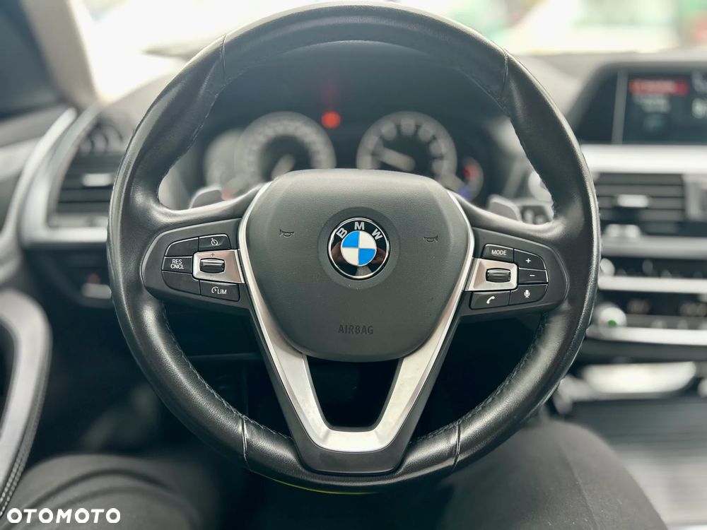 BMW X3 xDrive30i Advantage sport - 5