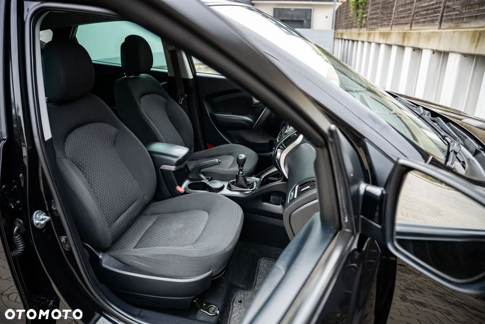 Hyundai ix35 1.6 2WD blue Comfort - 16
