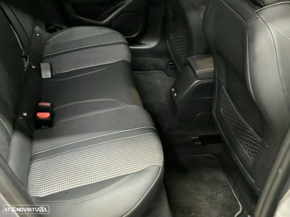Peugeot e-208 50 kWh GT - 18