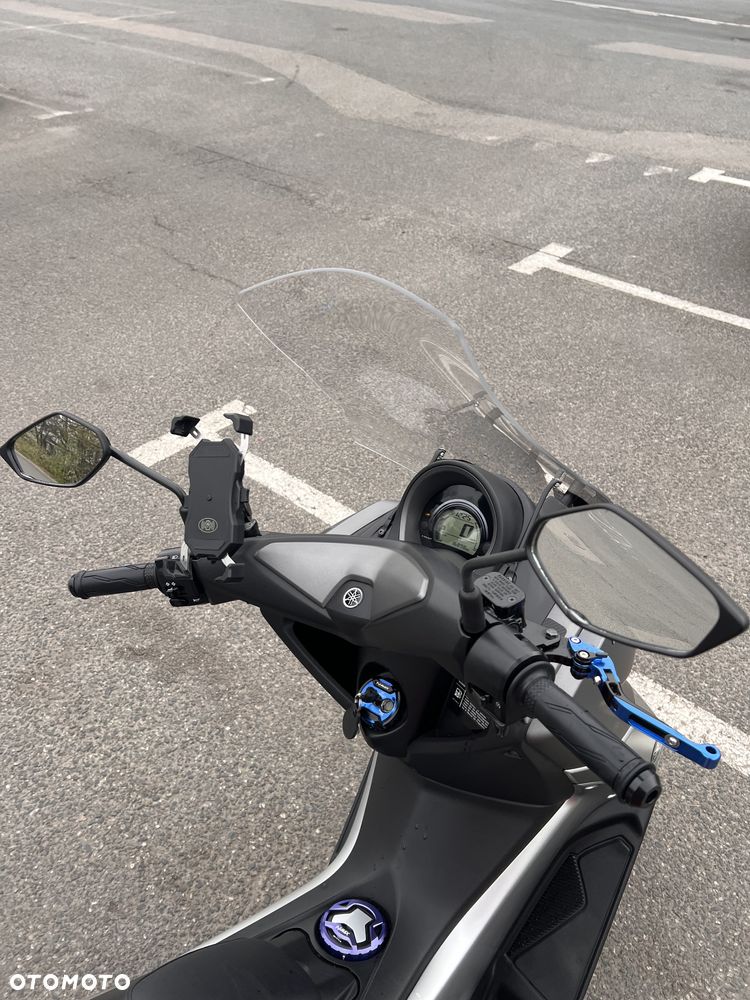 Yamaha NMAX - 8