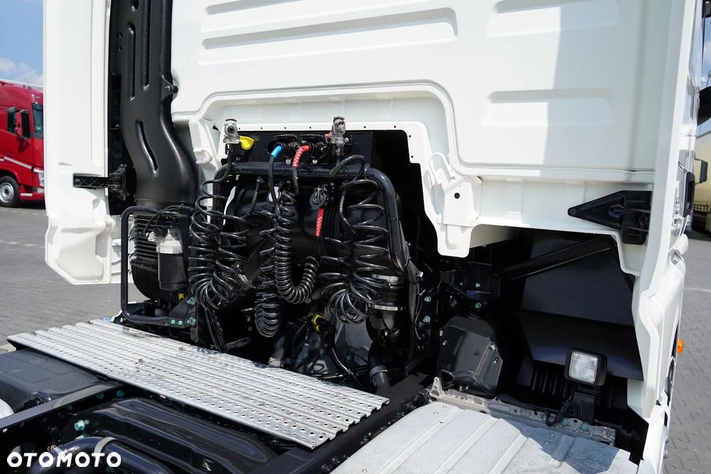 MAN TGX / 18.510 / E 6 / GX / ACC / MEGA / LOW DECK / I – COOL / RETARDER - 39
