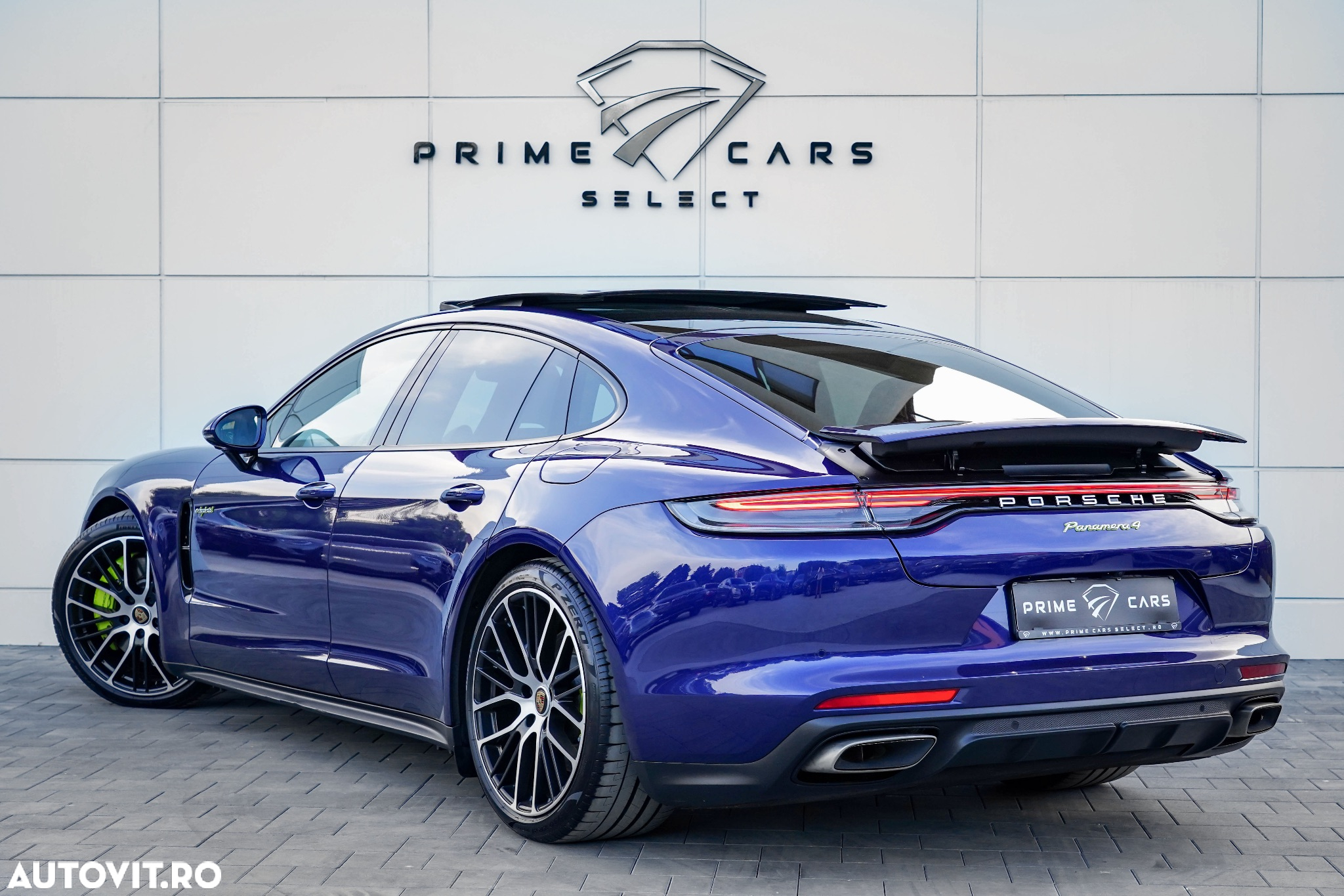 Porsche Panamera 4 E-Hybrid - 3