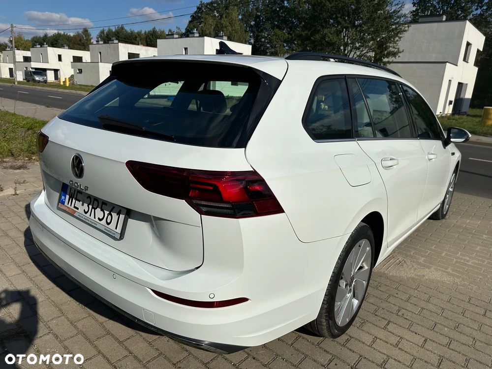 Volkswagen Golf VIII 1.5 TSI EVO Style - 8