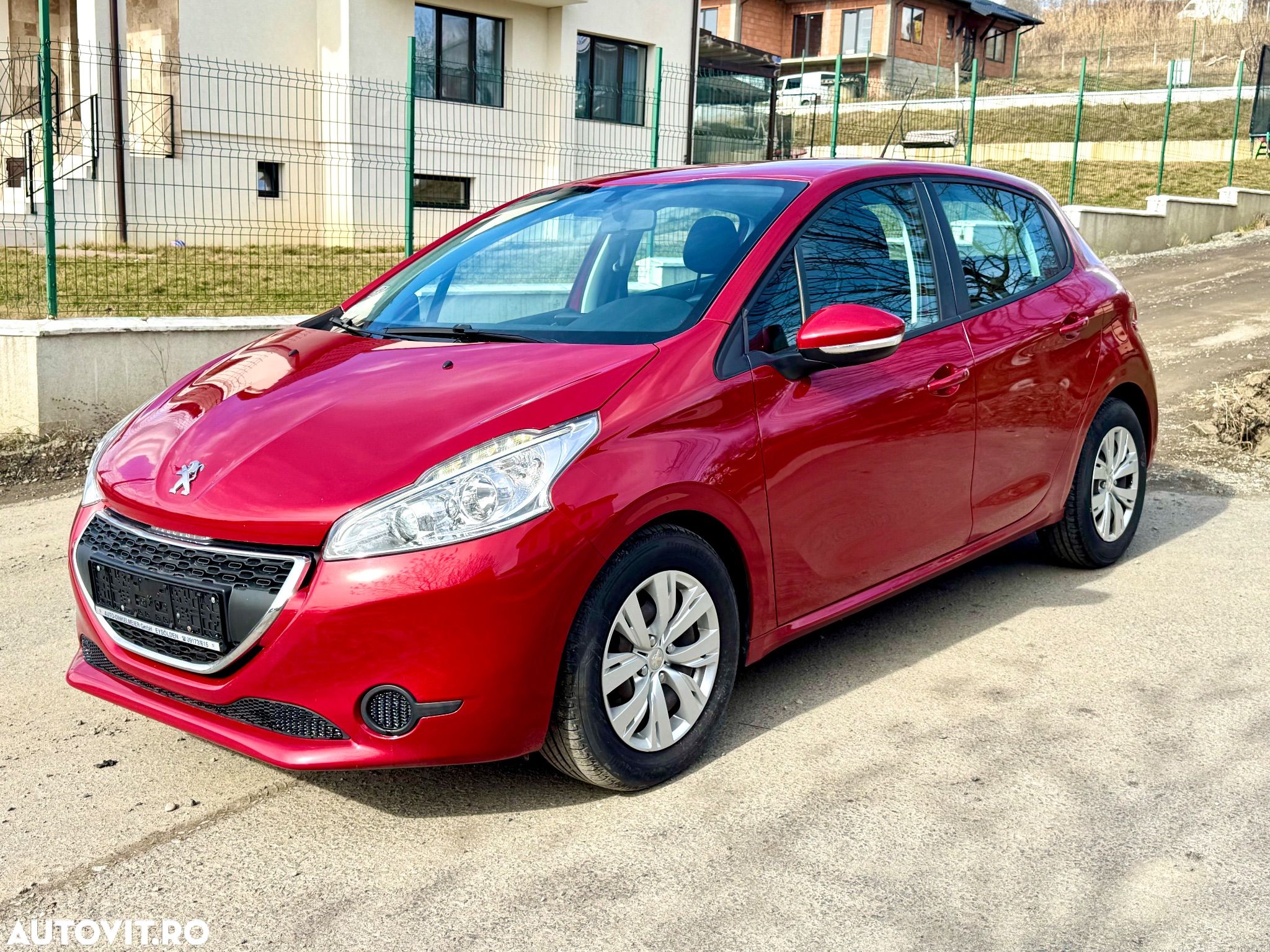 Peugeot 208 1.2 L PureTech Allure - 1