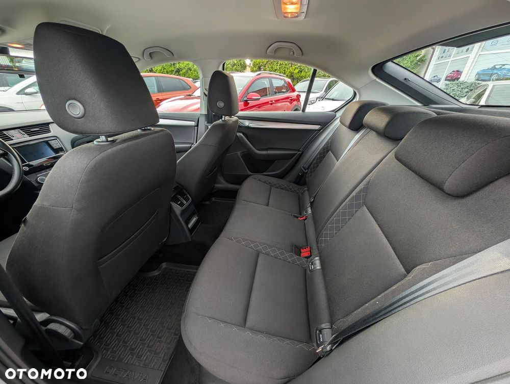 Skoda Octavia 1.6 TDI Ambition - 17