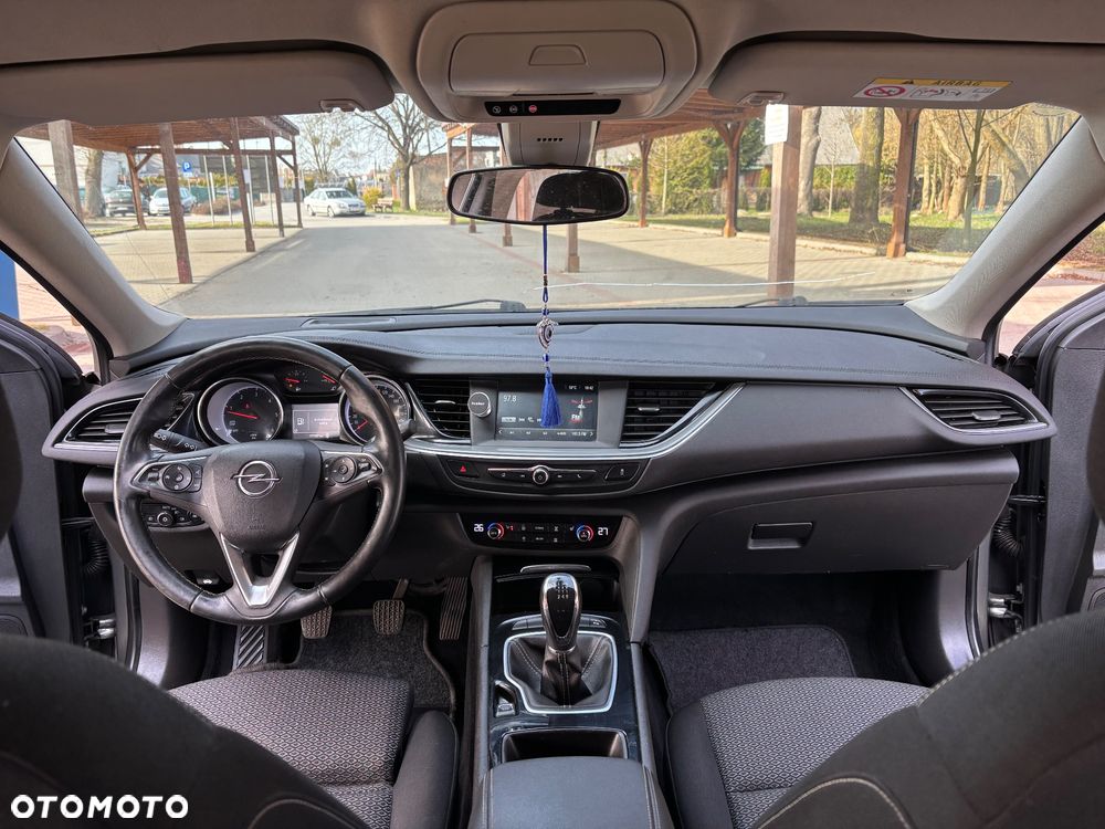 Opel Insignia 1.6 (118g) Business Innovation - 22