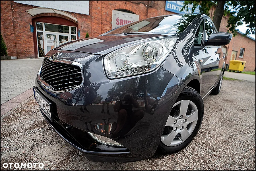 Kia Venga - 4