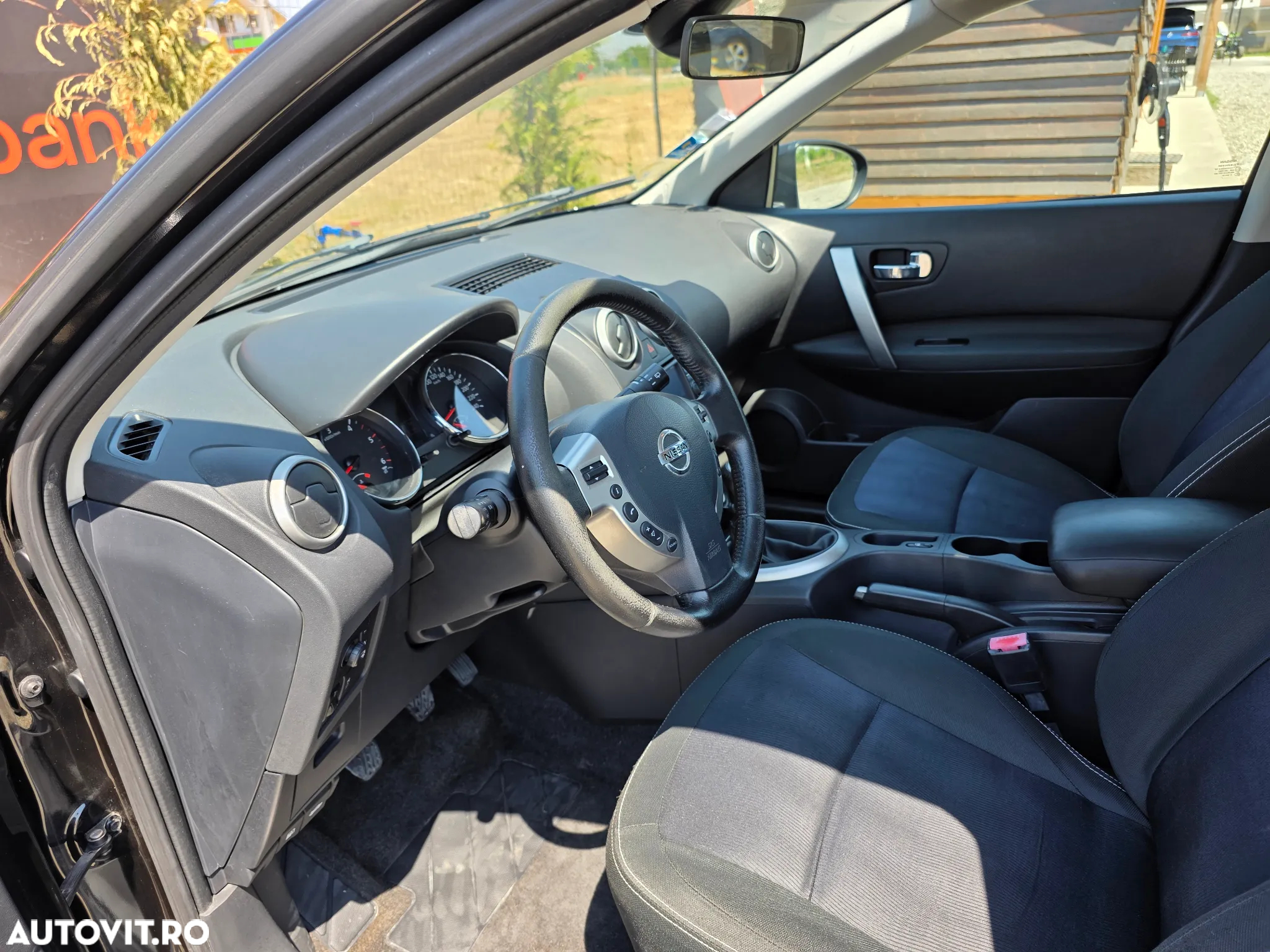 Nissan Qashqai 2.0 DCI DPF Tekna - 11