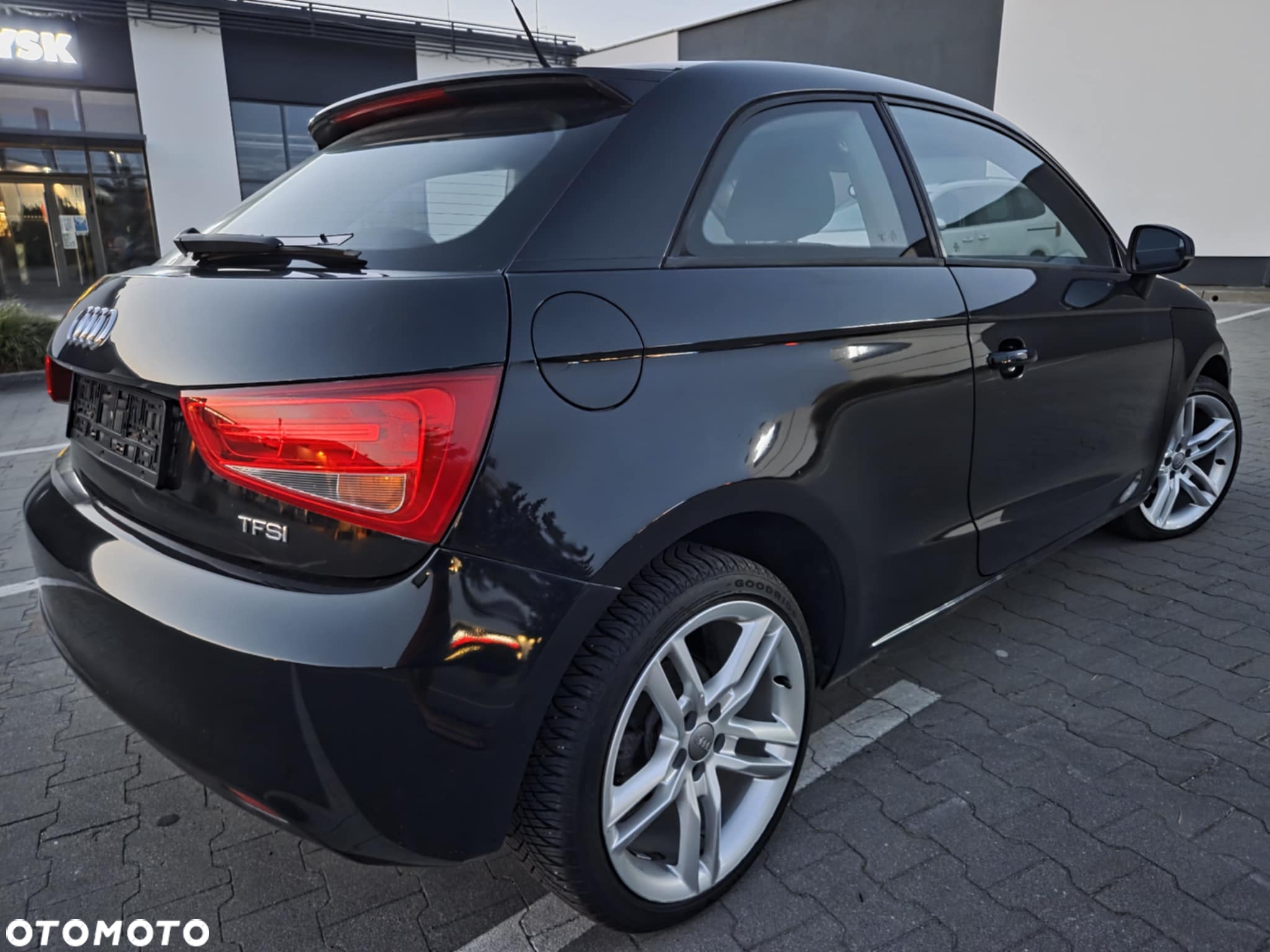 Audi A1 1.2 TFSI Ambition - 4