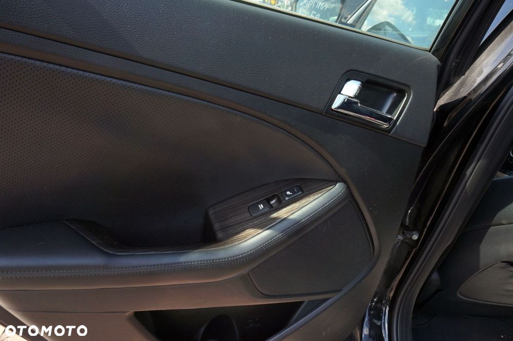 BOCZEK TAPICERKA DRZWI SKÓRA DREWNO PAMIĘĆ GRZANIE JBL INFINITY OPTIMA III  KIA 2010-2015 - 9