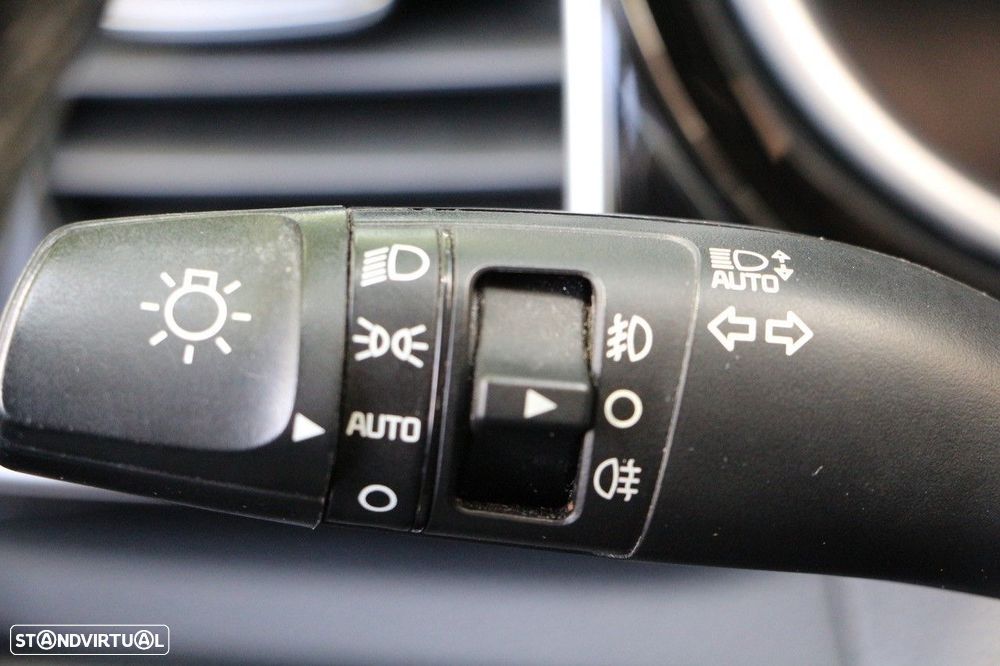 Kia Ceed SW 1.6 GDi PHEV Tech 6DCT - 38