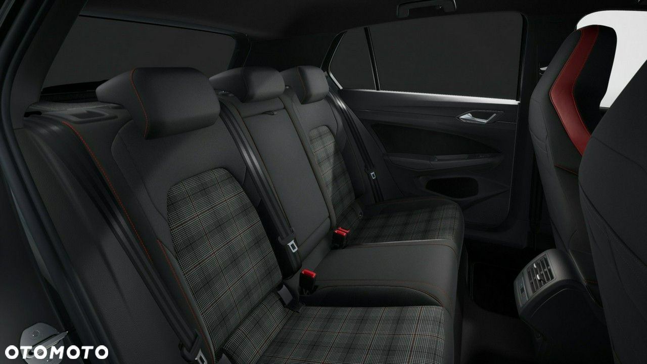 Volkswagen Golf - 13