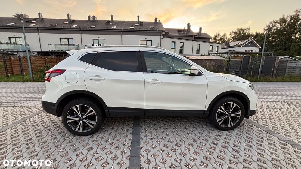 Nissan Qashqai 1.2 DIG-T N-Connecta EU6 - 5