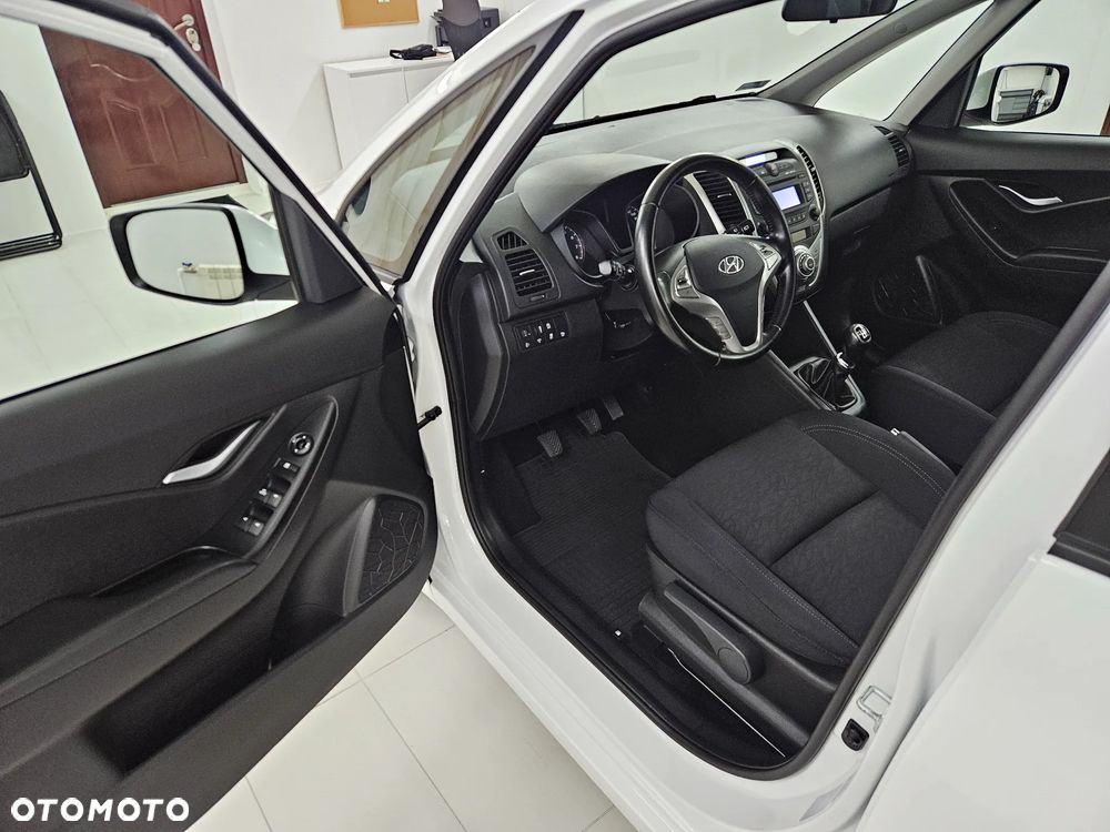 Hyundai ix20 1.6 BlueDrive Comfort - 19