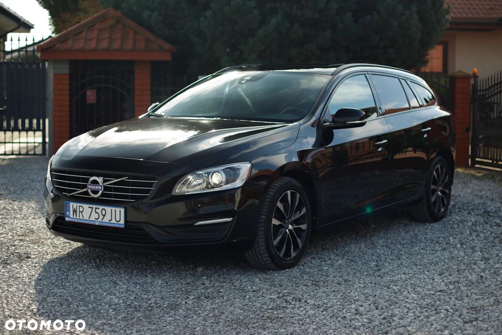 Volvo V60 D3 Summum - 18