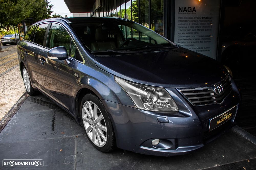 Toyota Avensis SW 2.2 D-CAT Premium - 6