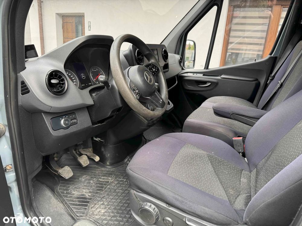 Mercedes-Benz SPRINTER - 17