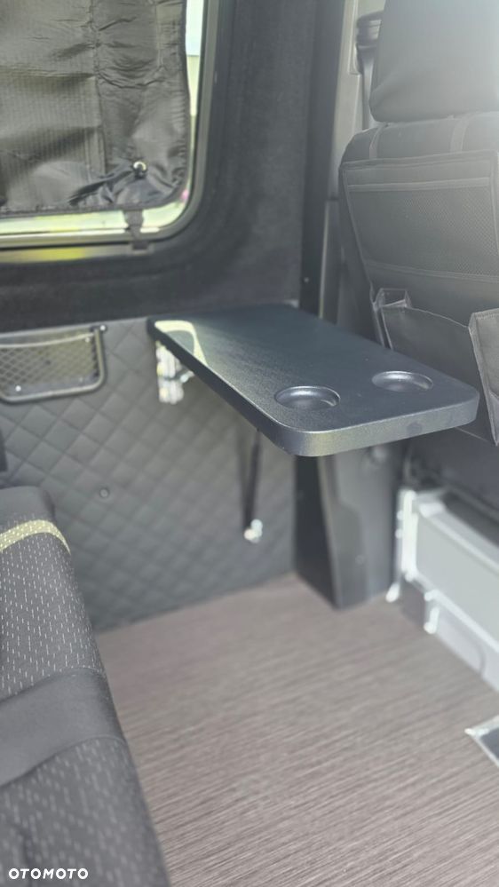 Mercedes-Benz Sprinter - 12