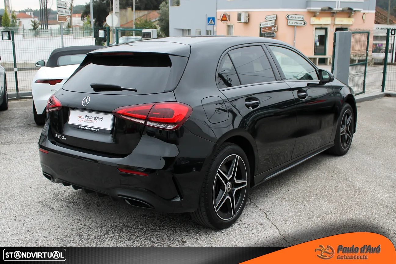 Mercedes-Benz A 250 e AMG Line - 5
