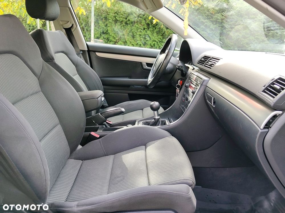 Audi A4 Avant - 8