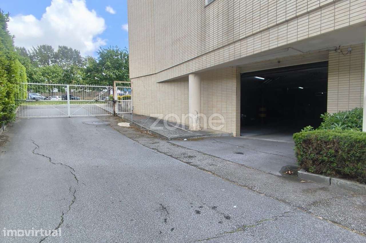 Lugar de Garagem + Arrumos | Custóias, Matosinhos - Grande imagem: 3/12