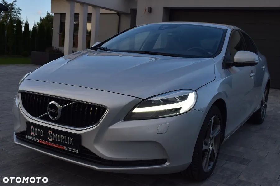 Volvo V40 D3 Momentum - 2