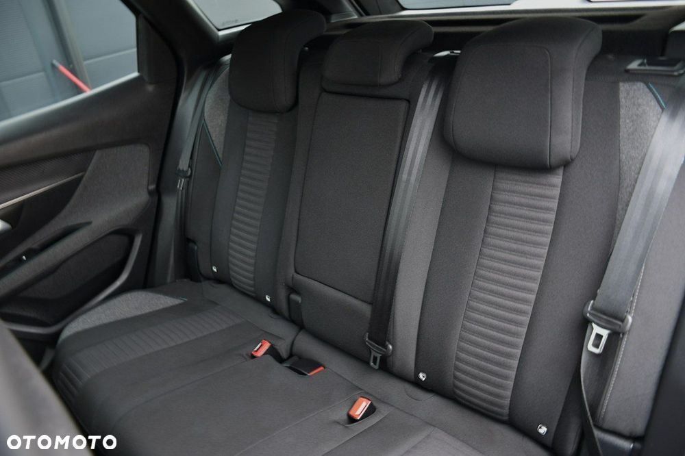 Peugeot 3008 1.2 PureTech Active Pack S&S - 15