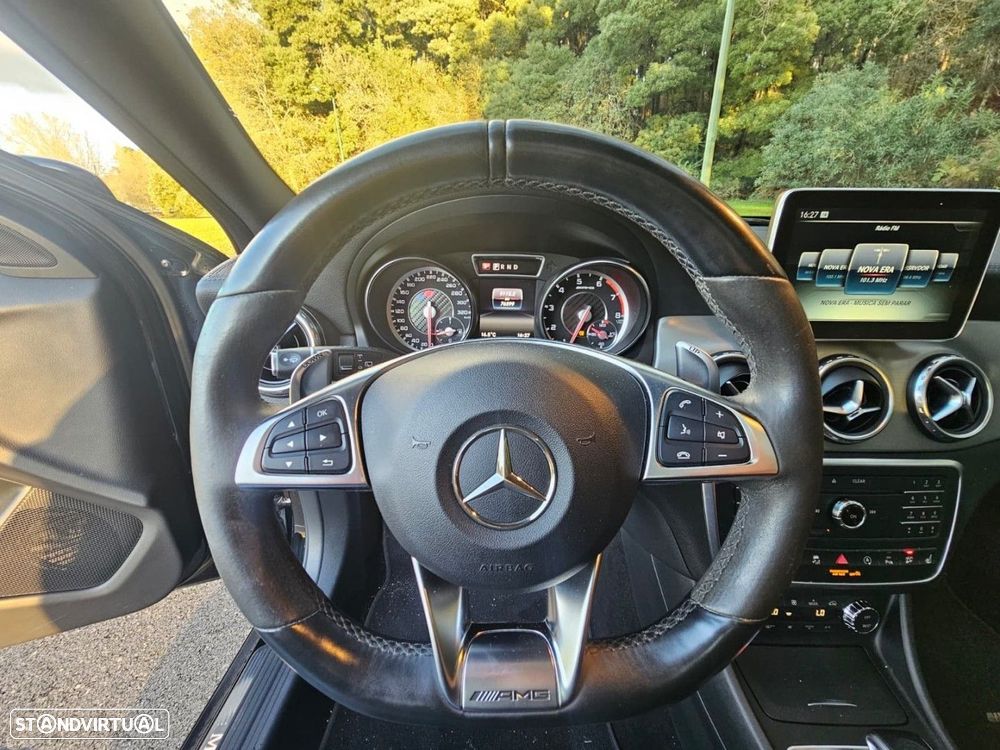 Mercedes-Benz GLA 45 AMG 4-Matic - 23
