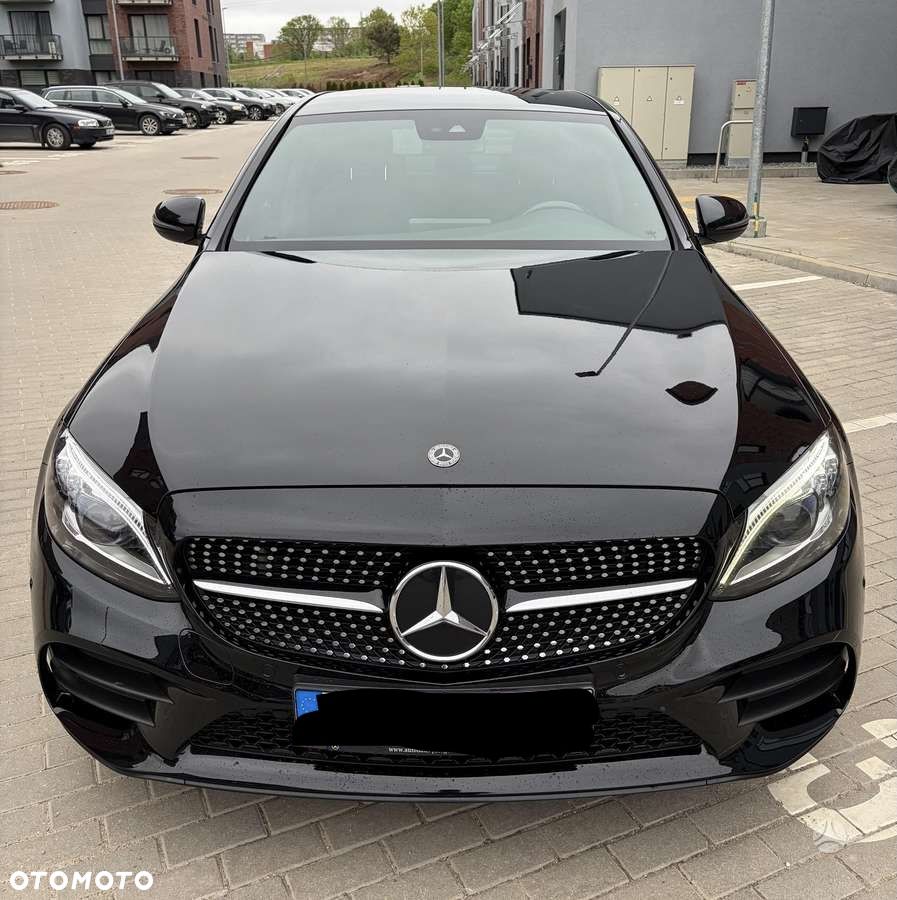 Mercedes-Benz Klasa C 300 mHEV 4-Matic Avantgarde - 3