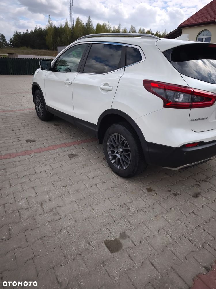 Nissan Qashqai 1.6 DCi 4x4 N-Connecta - 6