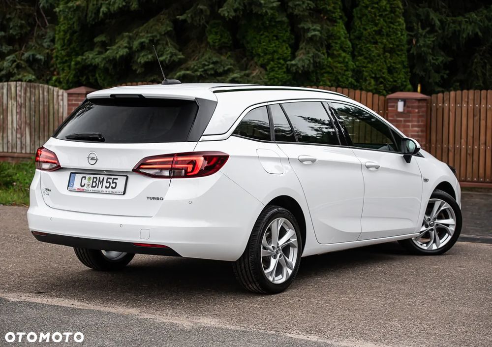 Opel Astra 1.4 Turbo Sports Tourer Innovation - 11