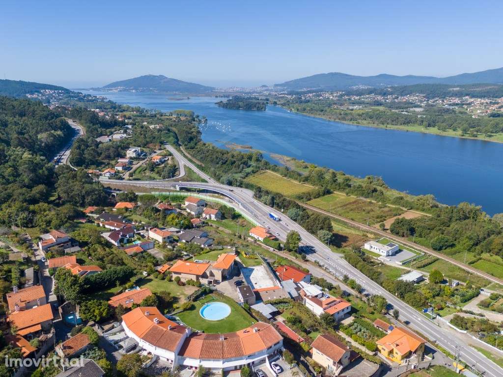 Moradia T7 com Piscina e Vista Panorâmica para o Rio Minho - Vila N... - Grande imagem: 5/60