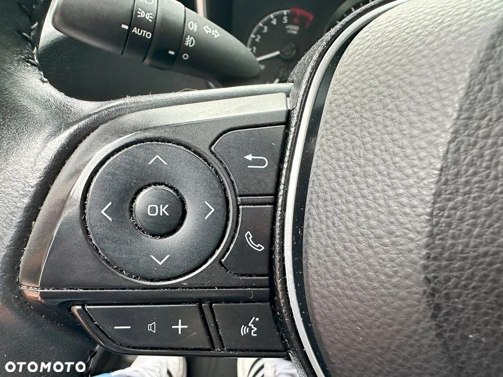 Toyota Corolla 1.8 Hybrid GPF Comfort - 17