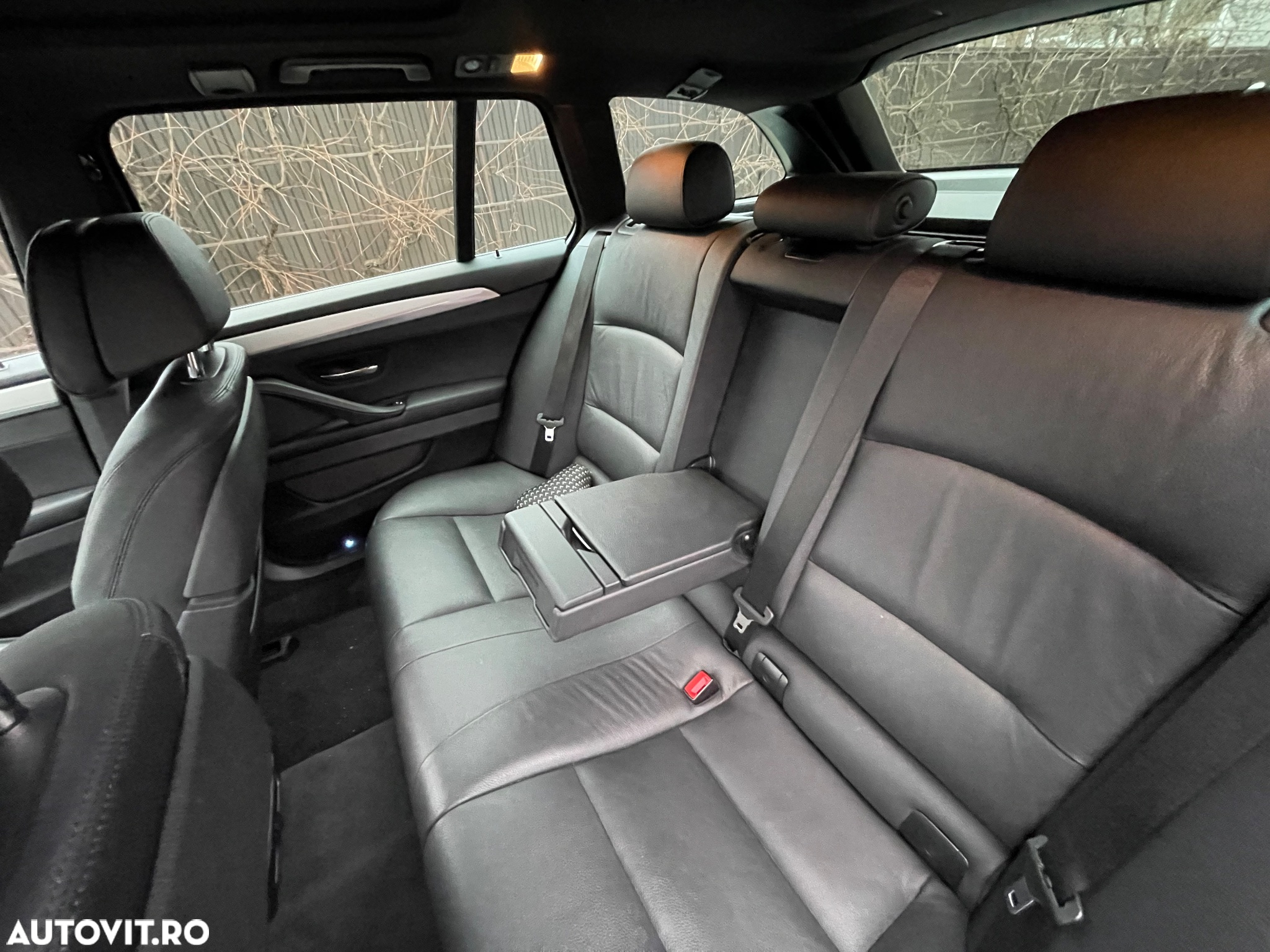 BMW Seria 5 520d xDrive Touring Aut. - 15