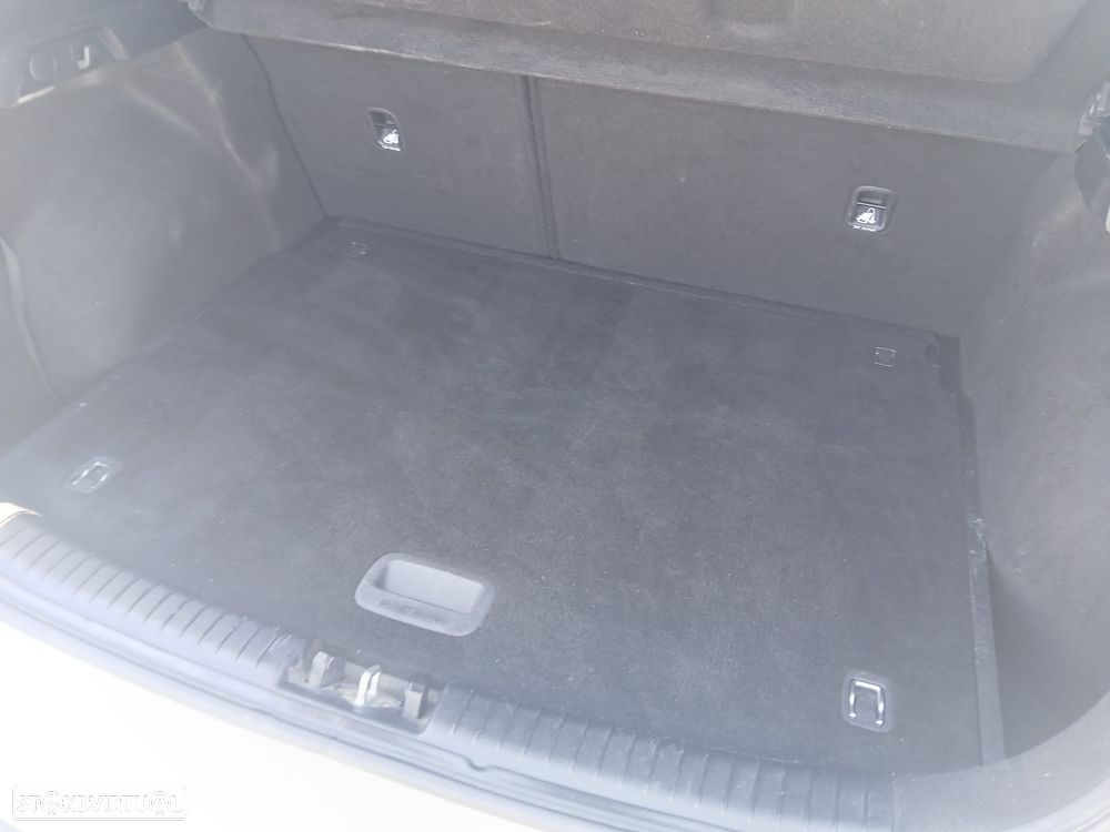 Kia Ceed 1.6 CRDi MHEV Urban - 22