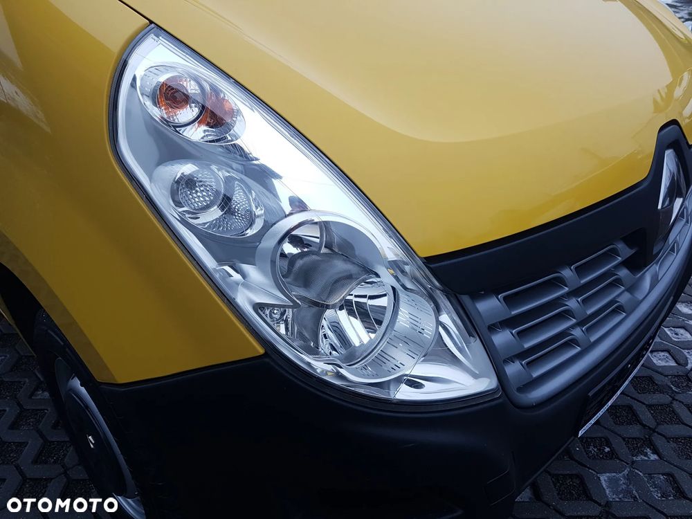 Renault MASTER KONTENER 8EP 4,21x2,23x2,23 KLIMA MANUAL KRAJOWY 6-BIEGÓW - 32