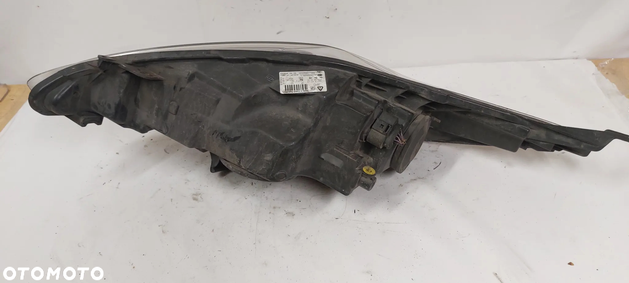 .  LAMPA PRZOD PRZEDNIA PRAWA FORD FIESTA MK7 - 4