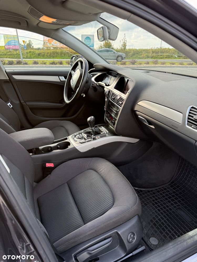 Audi A4 Avant - 11