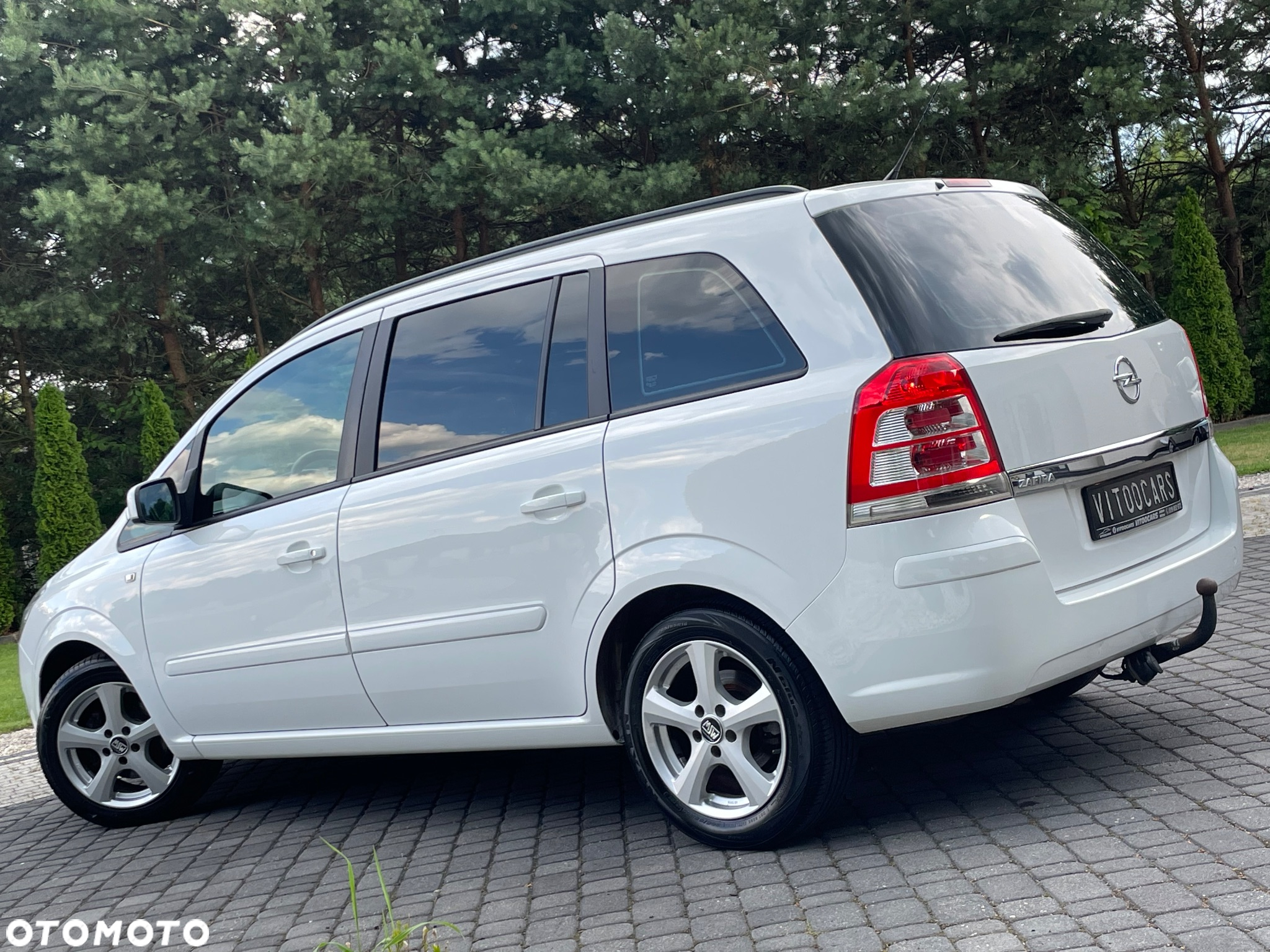 Opel Zafira 1.8 Innovation - 12
