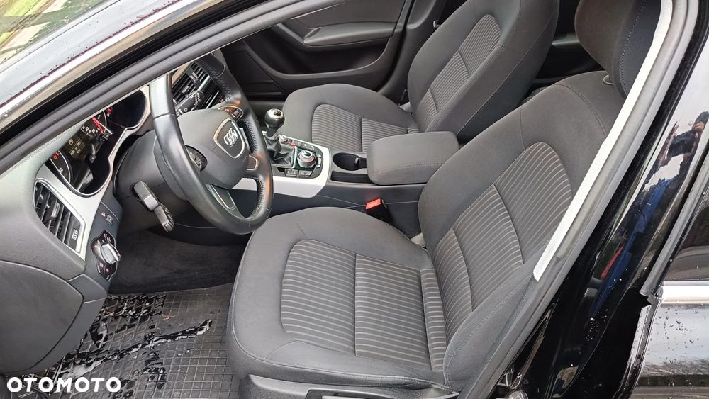 Audi A4 Avant 2.0 TDI DPF clean diesel Ambiente - 13