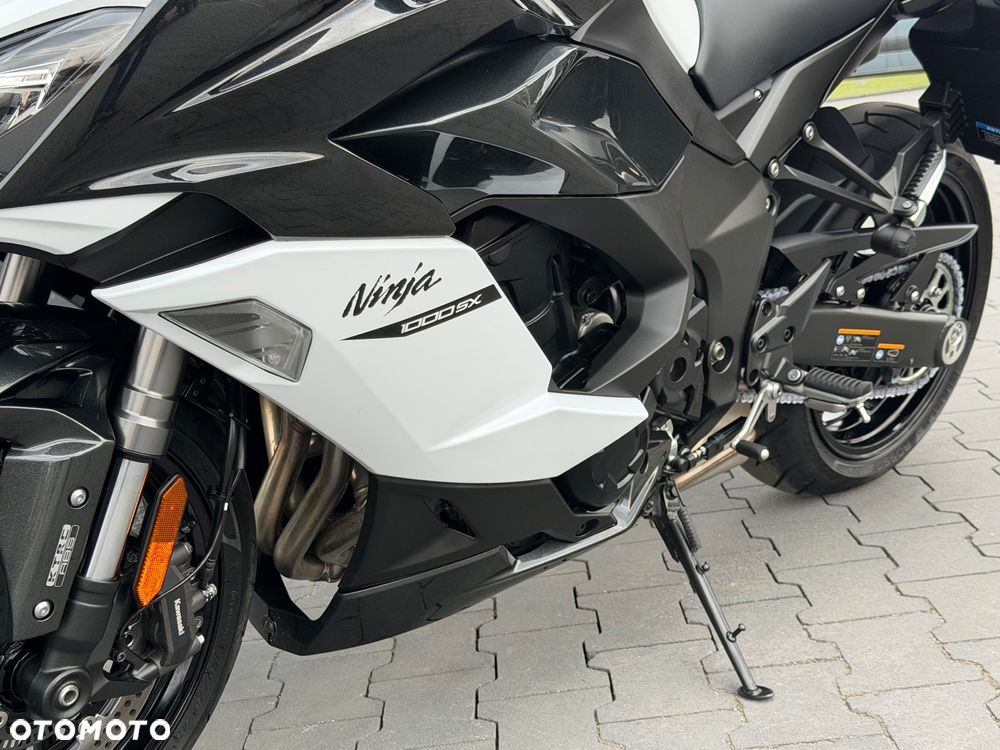 Kawasaki Ninja 1000 SX - 38