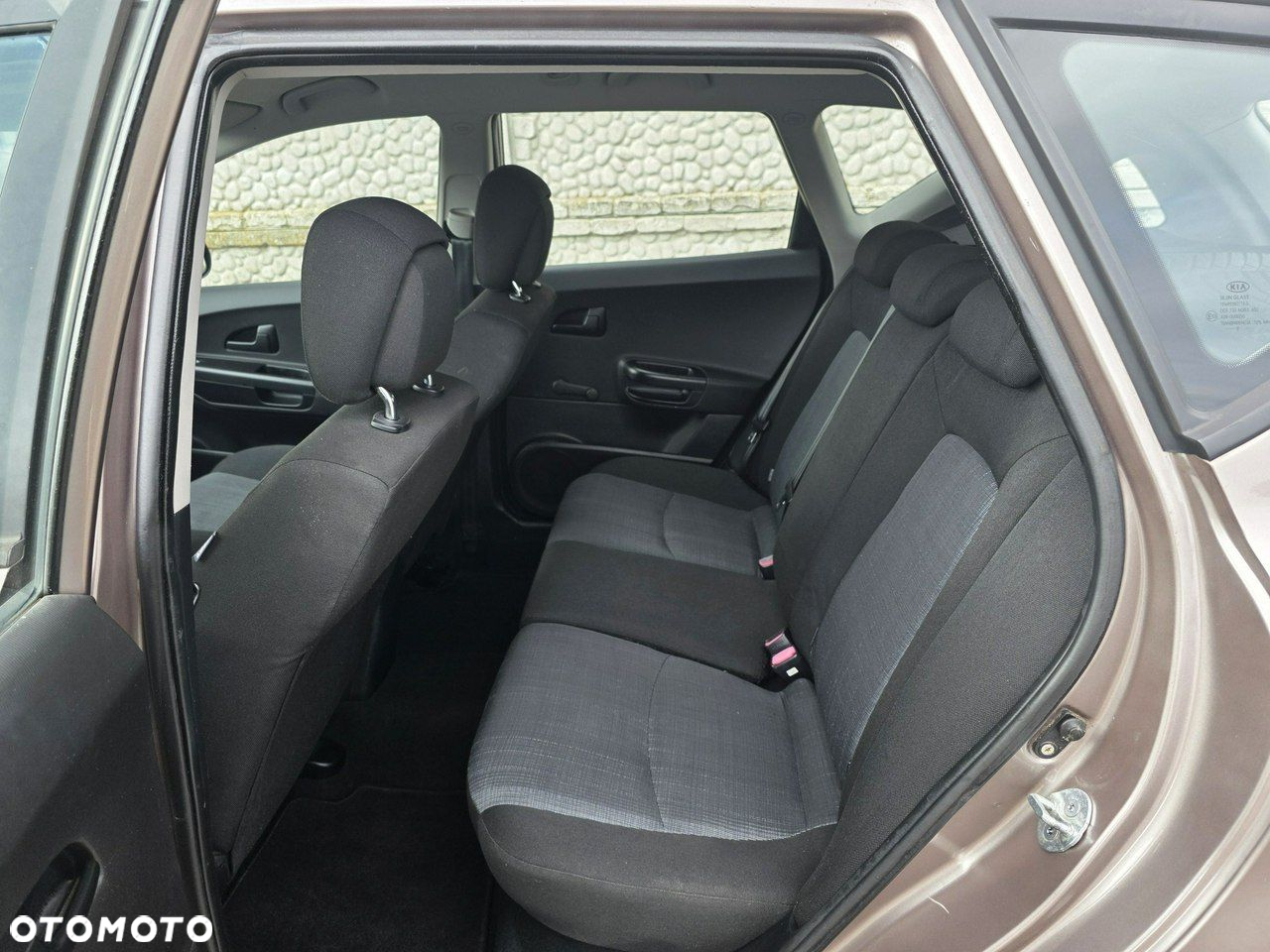Kia Ceed - 25