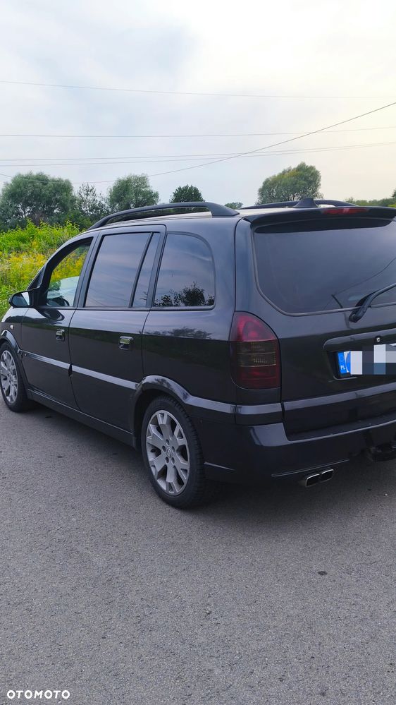 Opel Zafira 2.0 OPC - 3