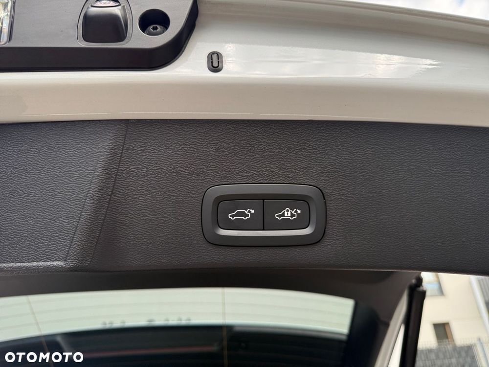 Volvo XC 40 - 36